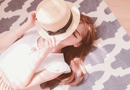 漂亮的女生治愈系图片唯美